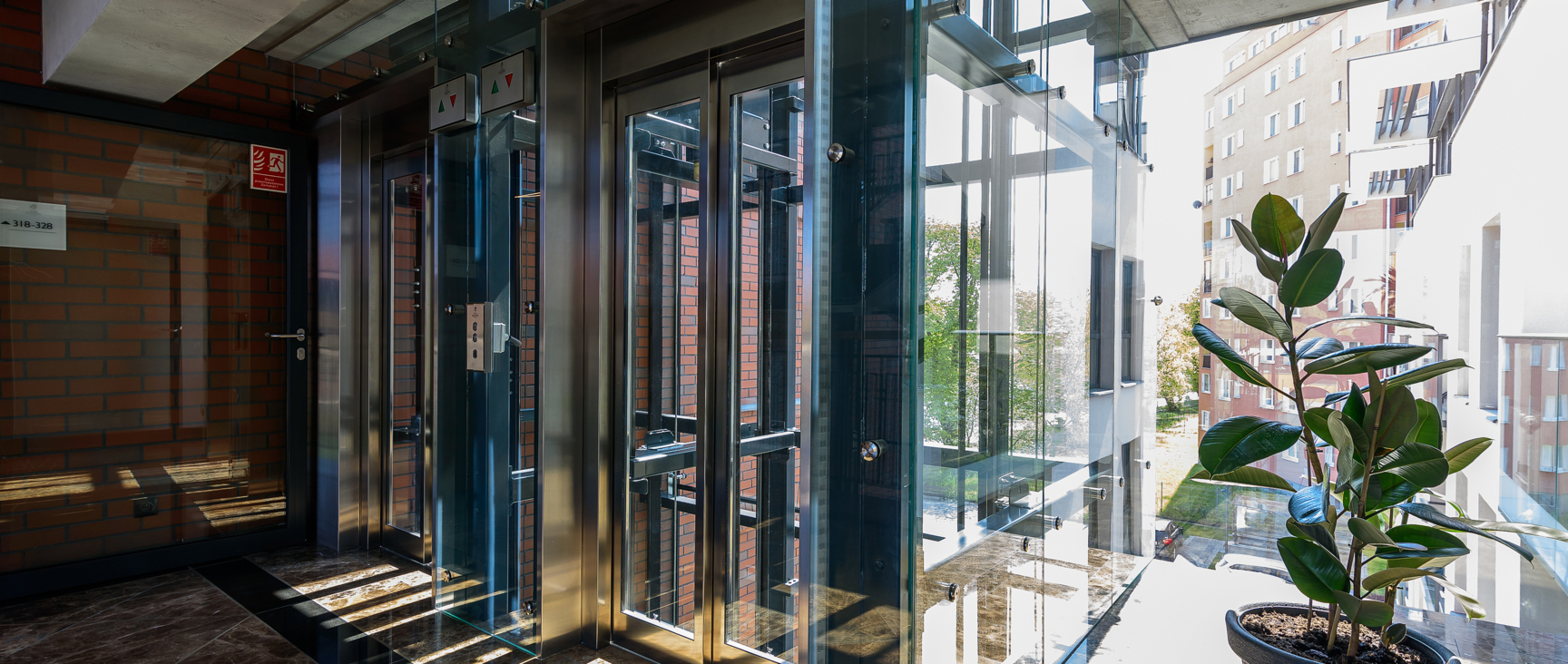 Szklane drzwi - Hotel Almond Business SPA, Gdańsk - Wutkowski 005