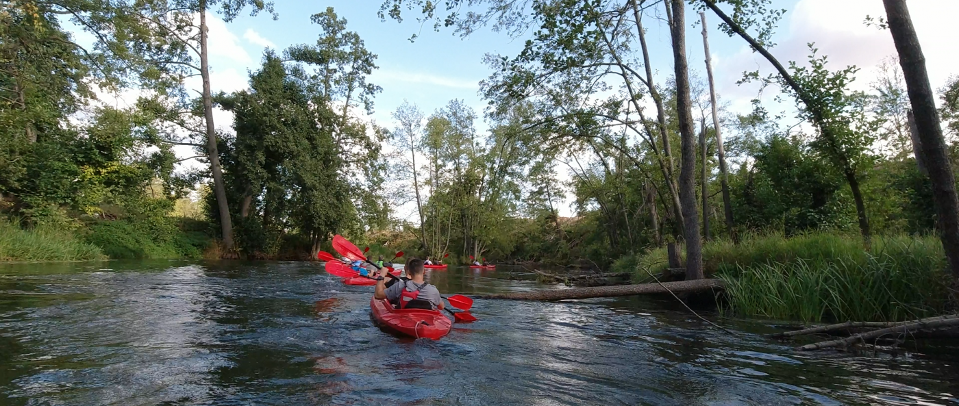 Integracyjny spływ kajakowy