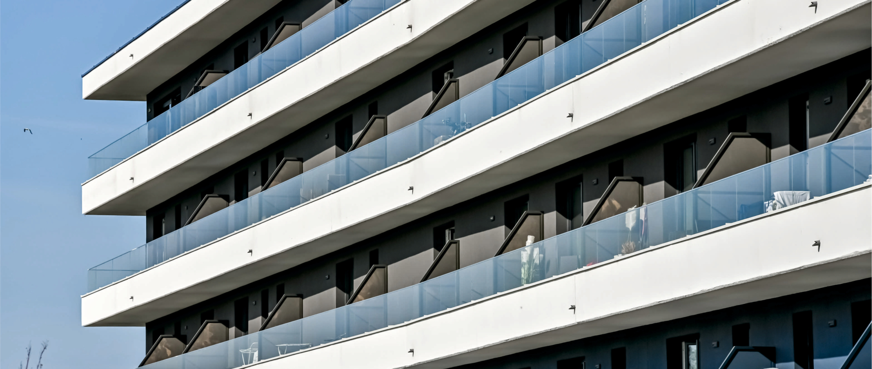 Szklane balustrady - Baltic Marina Residence, Kołobrzeg - Wutkowski 002